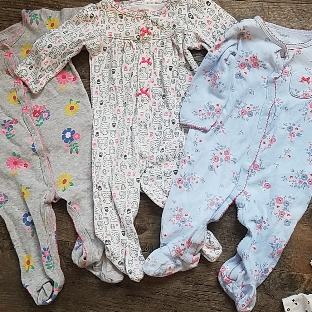 (3) Carters 9 month Snap Cotton footie Pajamas
